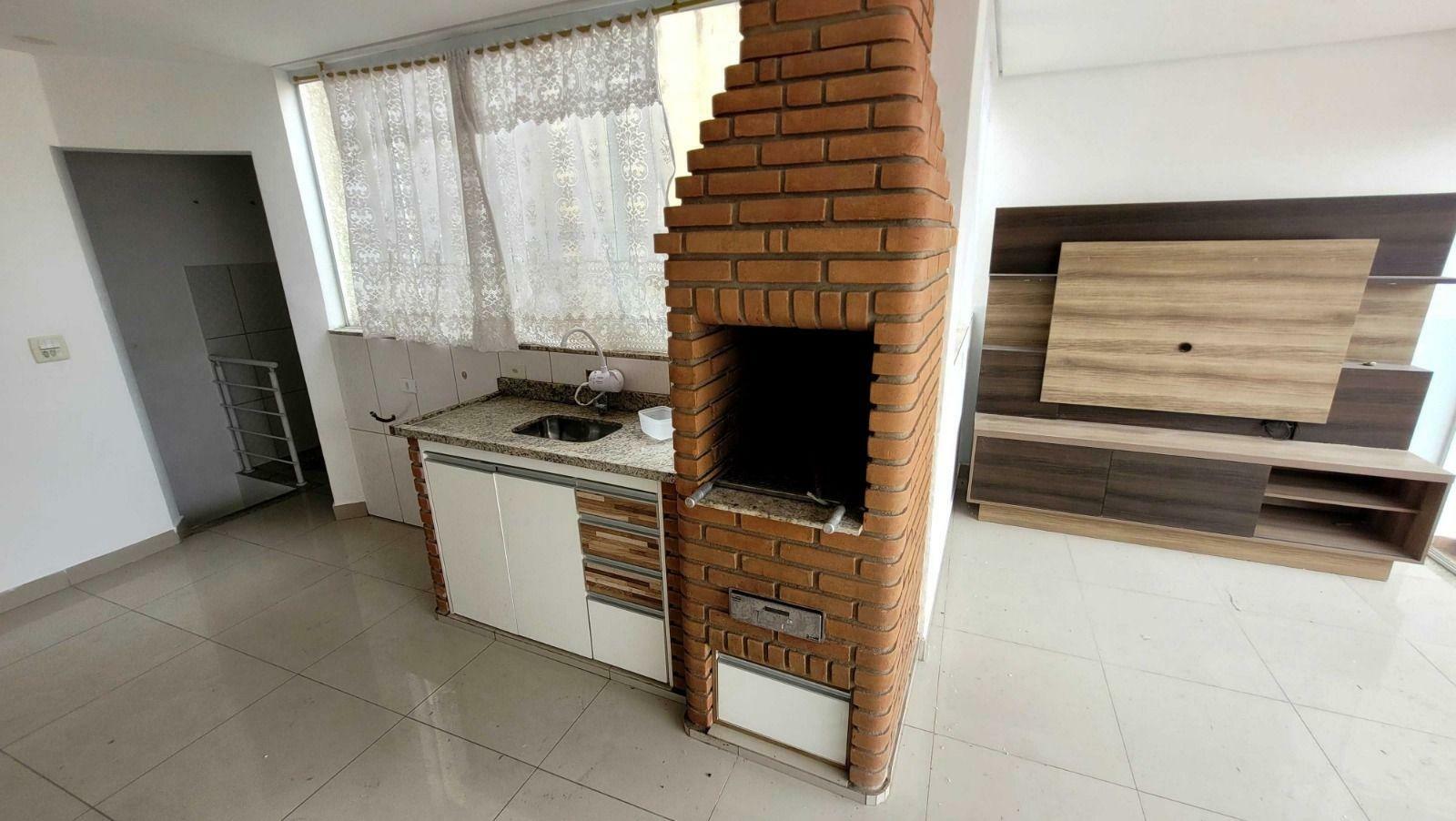 Cobertura à venda com 2 quartos, 80m² - Foto 2