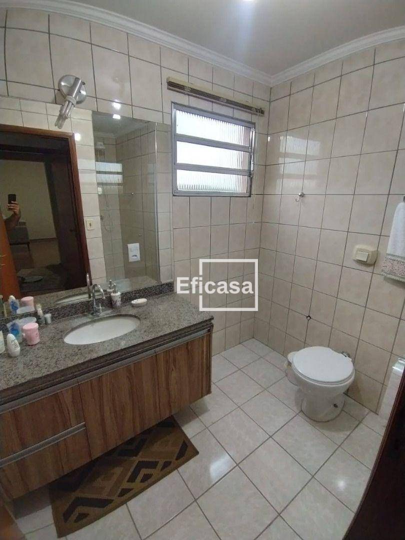 Apartamento à venda com 2 quartos, 70m² - Foto 12