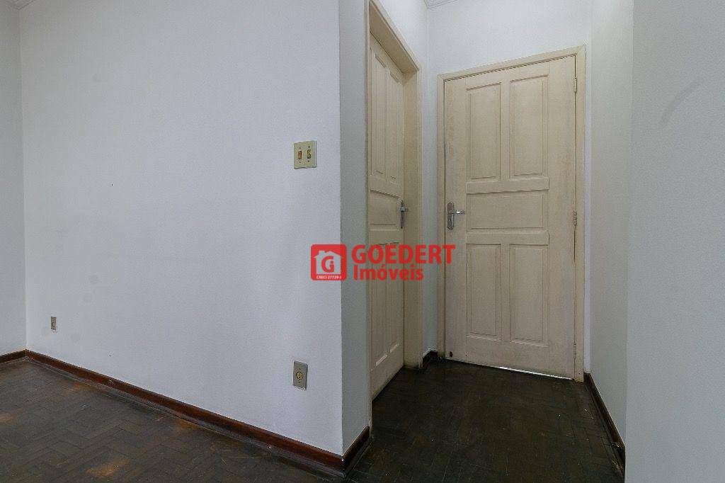 Casa para alugar com 3 quartos, 197m² - Foto 27