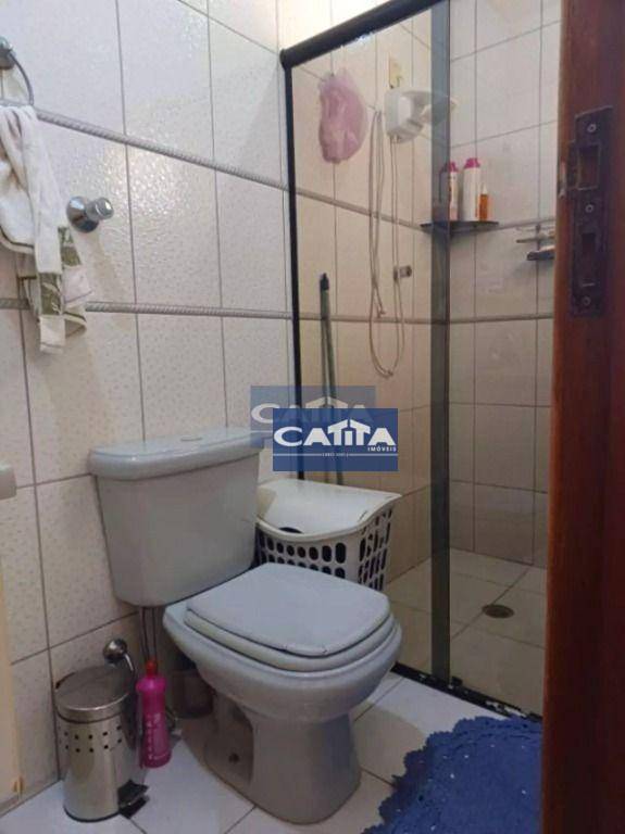 Casa para alugar com 2 quartos, 80m² - Foto 10