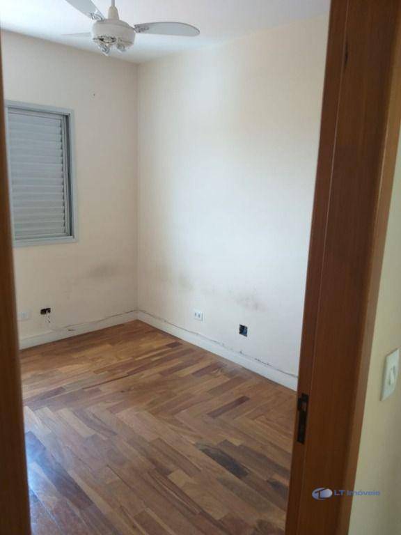 Apartamento à venda com 3 quartos, 91m² - Foto 25