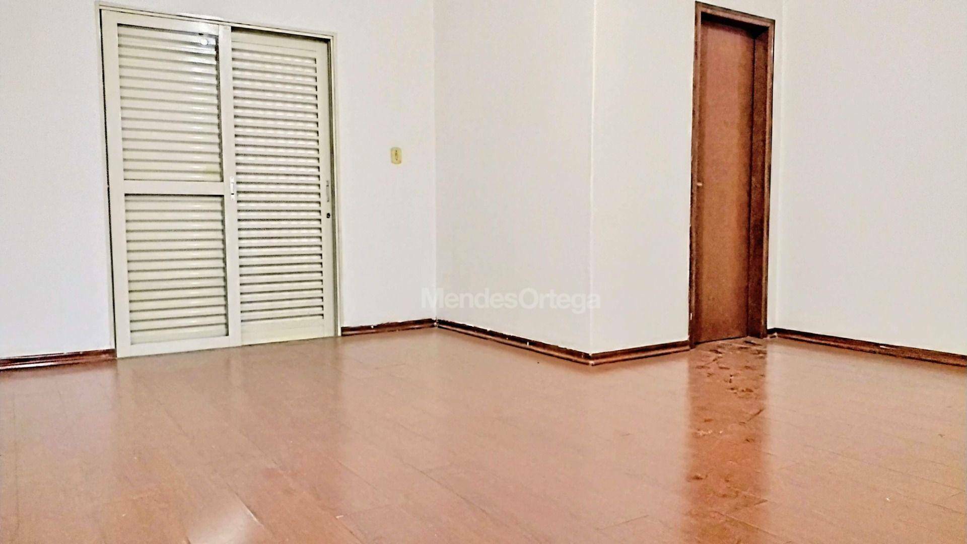 Casa à venda e aluguel com 3 quartos, 217m² - Foto 11