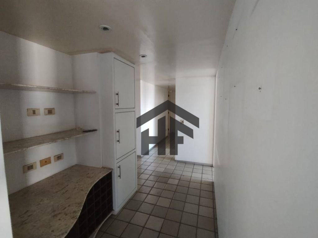 Apartamento à venda com 4 quartos, 327m² - Foto 16