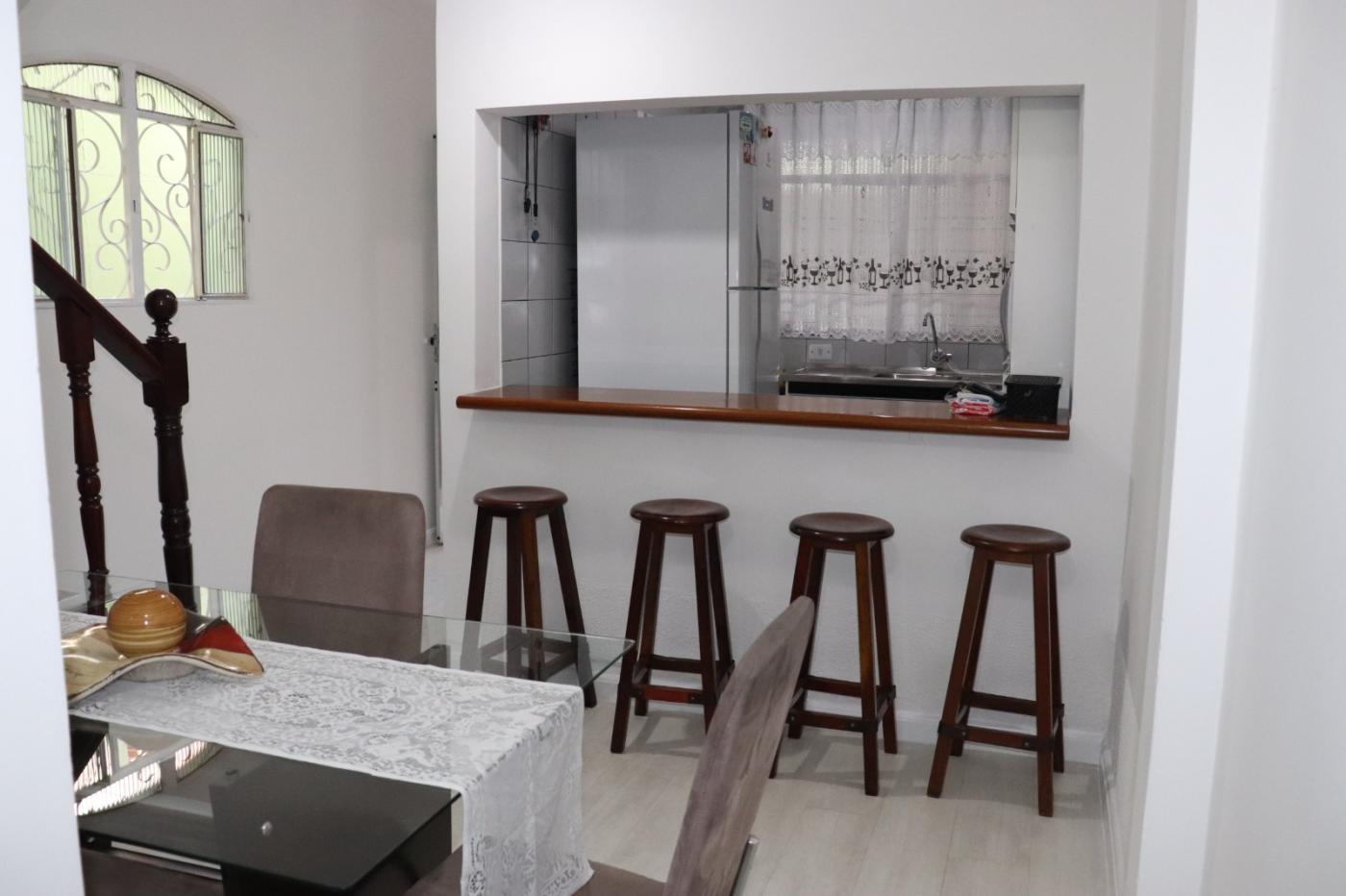 Sobrado à venda com 3 quartos, 184m² - Foto 1