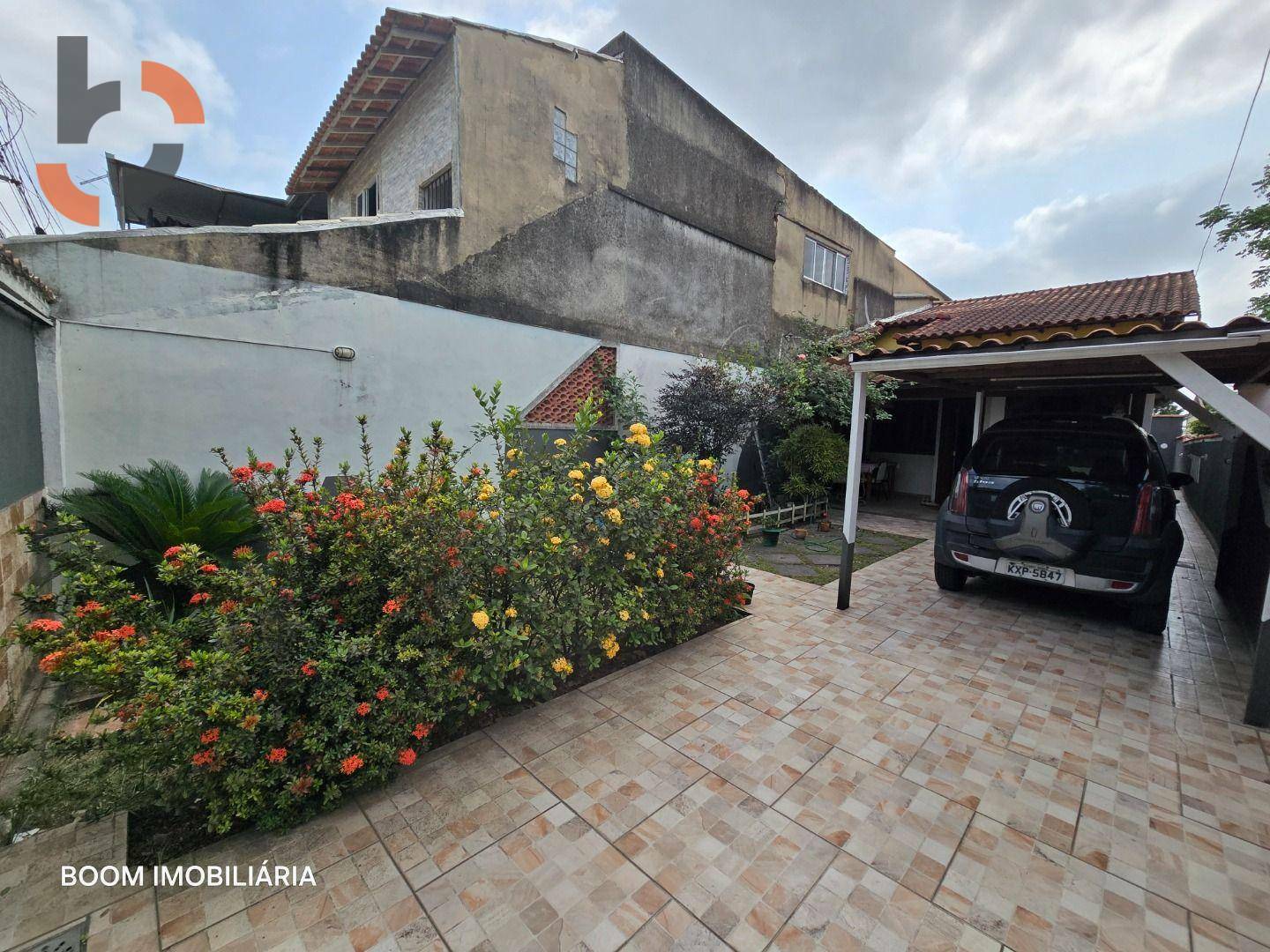 Casa à venda com 2 quartos, 87m² - Foto 2