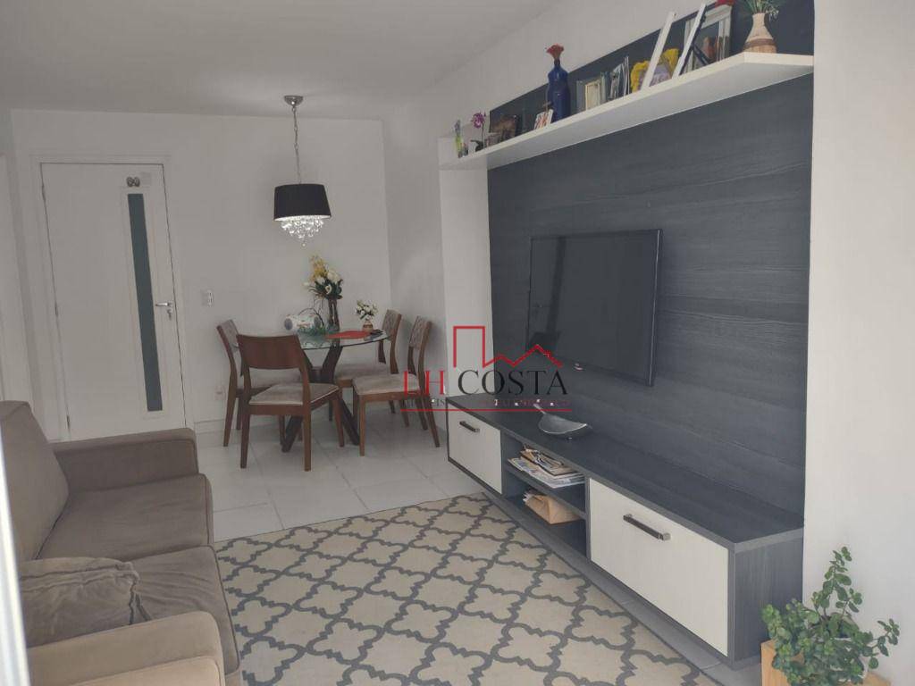 Apartamento à venda com 2 quartos, 65m² - Foto 4