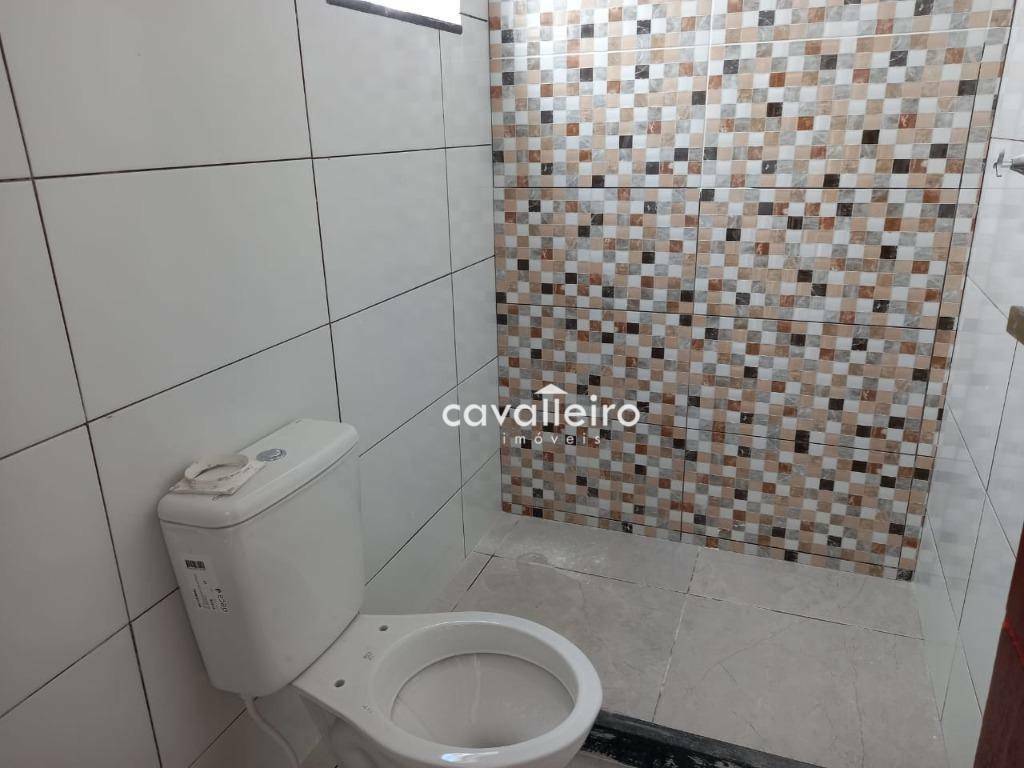 Casa à venda com 2 quartos, 71m² - Foto 9