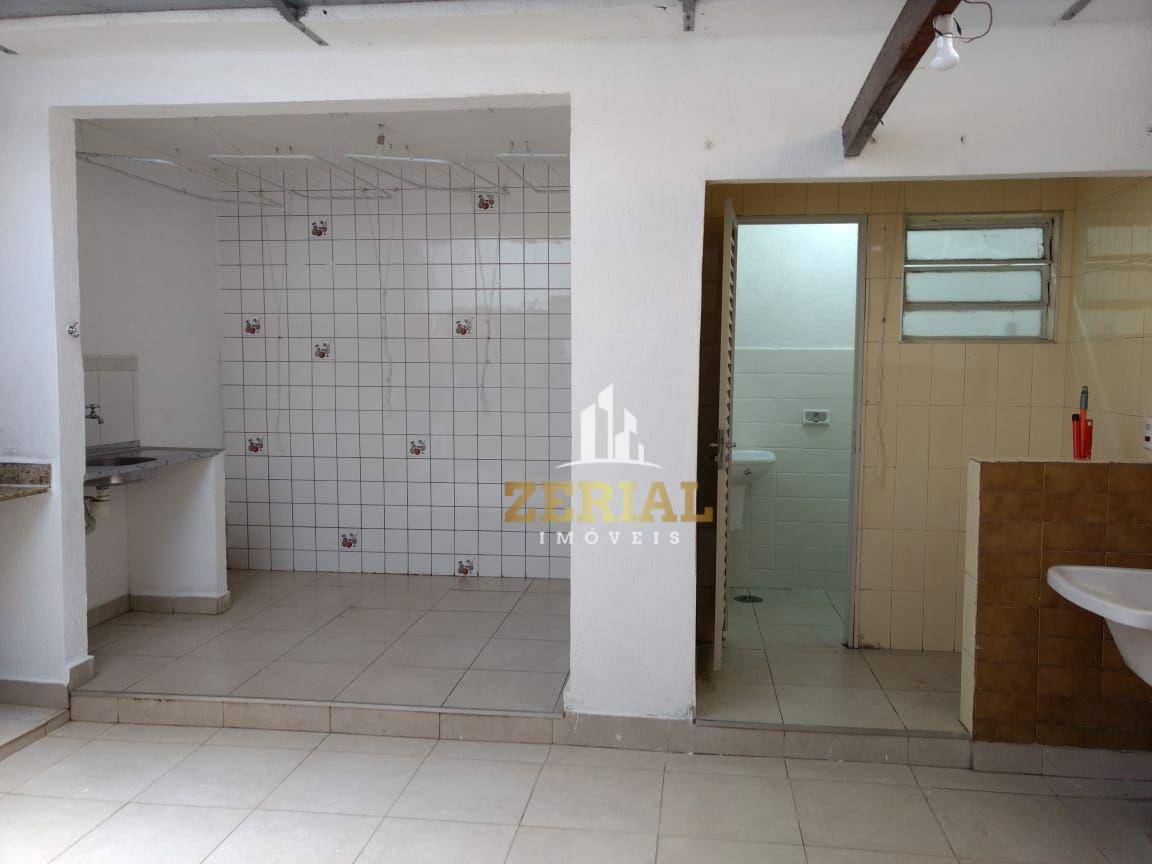 Sobrado à venda e aluguel com 5 quartos, 200m² - Foto 26