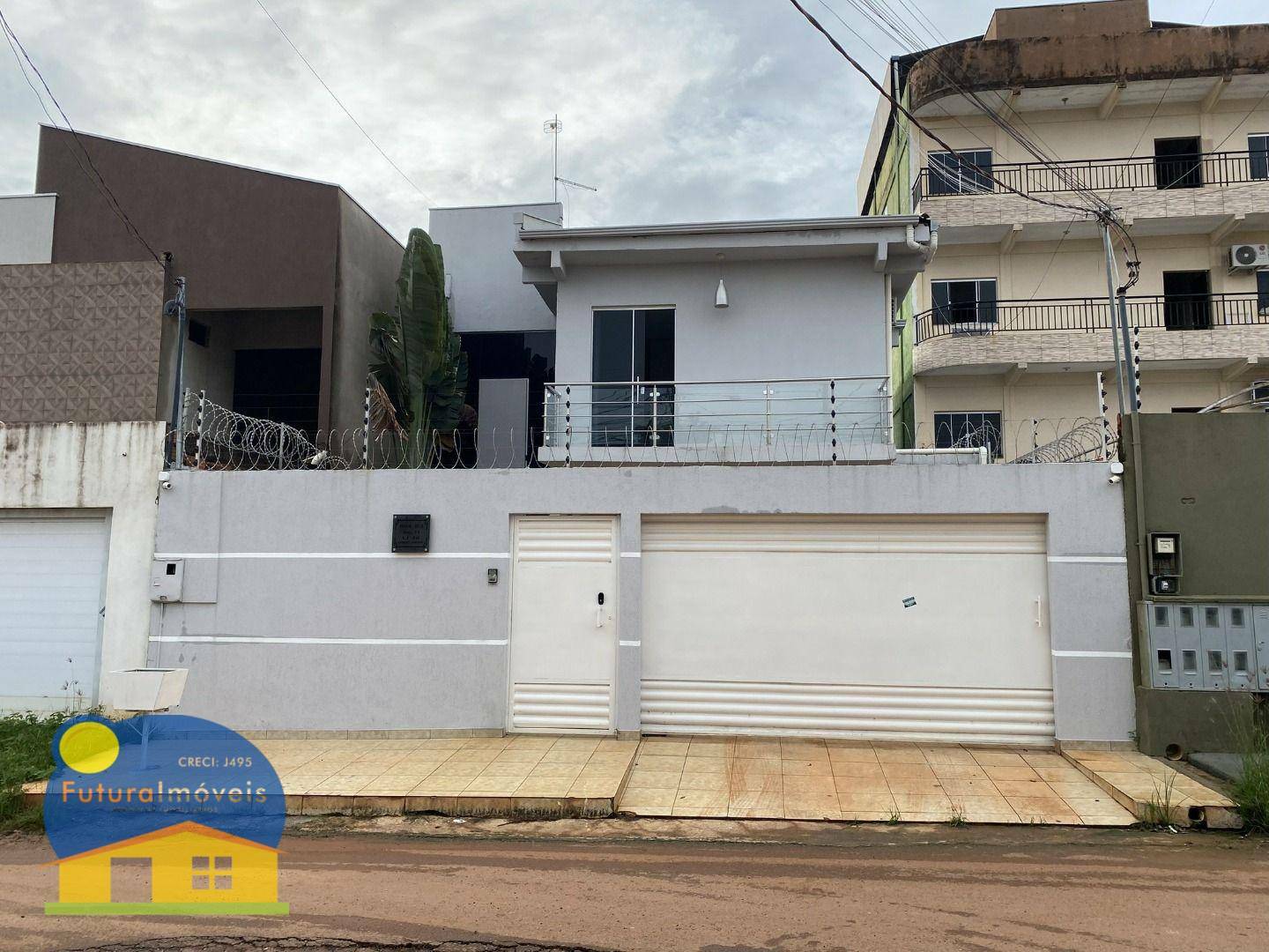 Sobrado para alugar com 3 quartos, 260m² - Foto 1