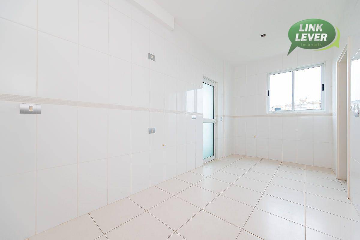 Apartamento à venda com 3 quartos, 98m² - Foto 17