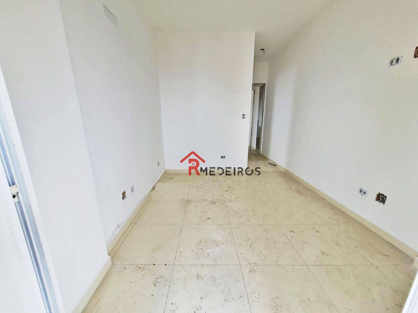 Apartamento à venda com 2 quartos, 85m² - Foto 11