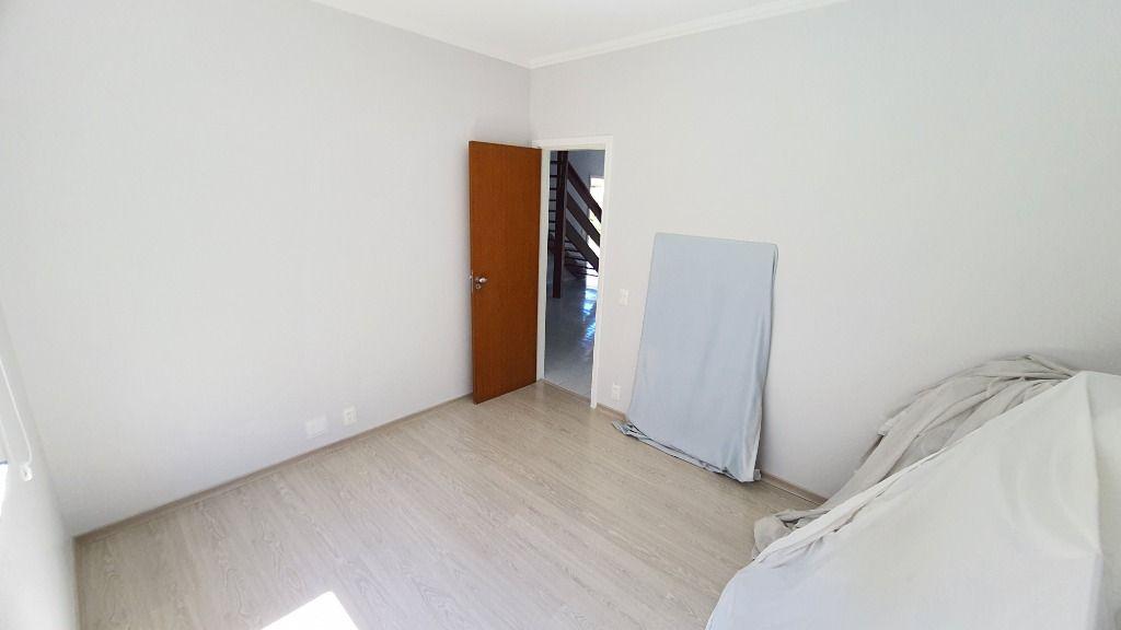 Casa à venda com 4 quartos, 231m² - Foto 16