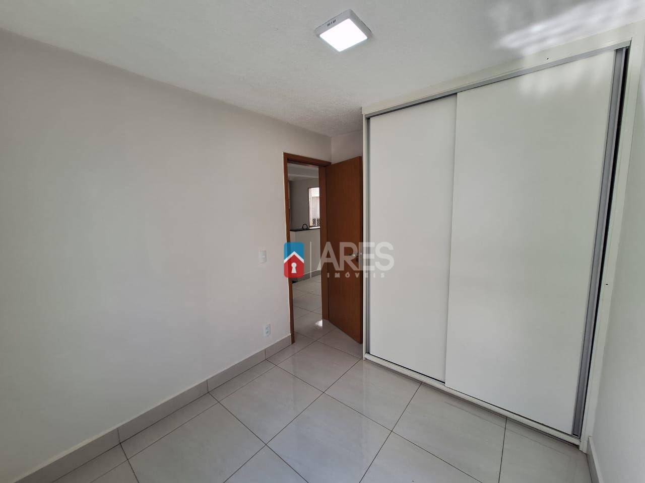 Apartamento à venda com 2 quartos, 45m² - Foto 7