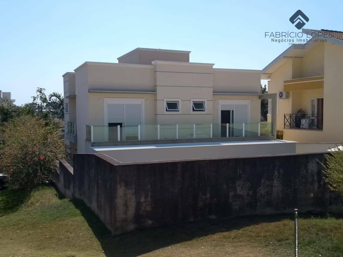 Casa à venda com 4 quartos, 280m² - Foto 1