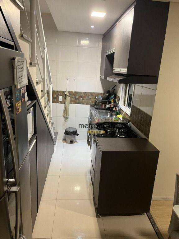 Cobertura à venda com 2 quartos, 50m² - Foto 2