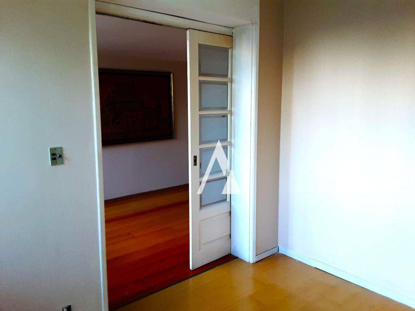 Apartamento à venda com 3 quartos, 109m² - Foto 9