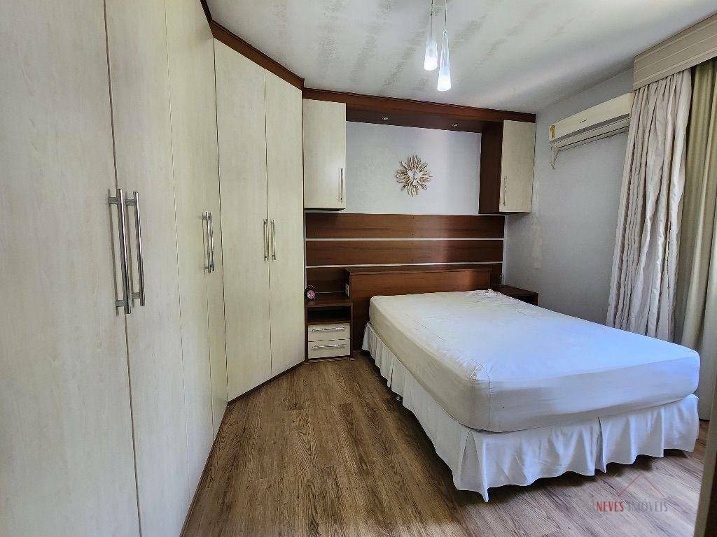 Apartamento à venda com 3 quartos, 120m² - Foto 13