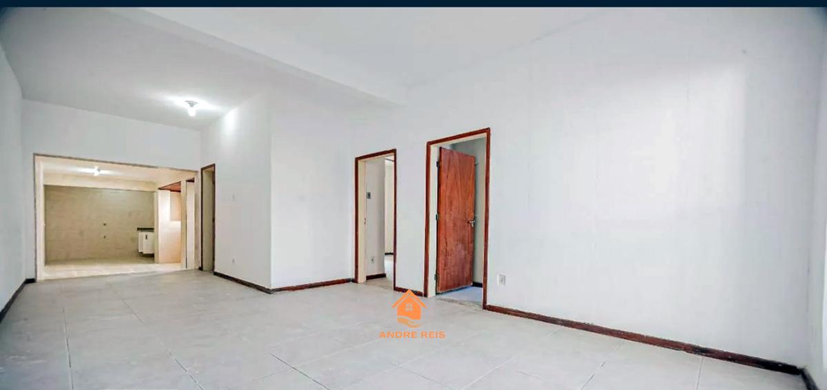 Casa à venda com 3 quartos, 450m² - Foto 3