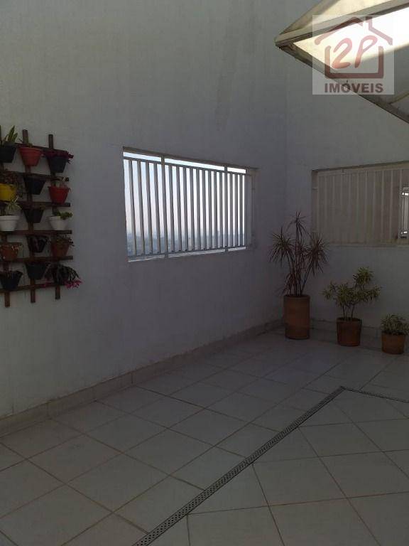 Apartamento à venda com 3 quartos, 67m² - Foto 11