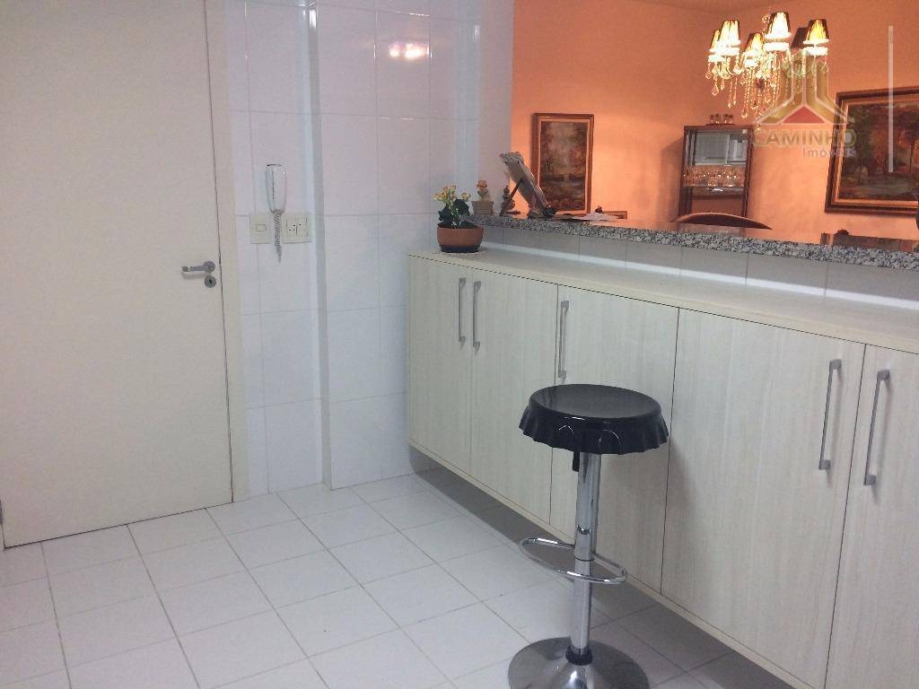 Apartamento à venda com 2 quartos, 83m² - Foto 19