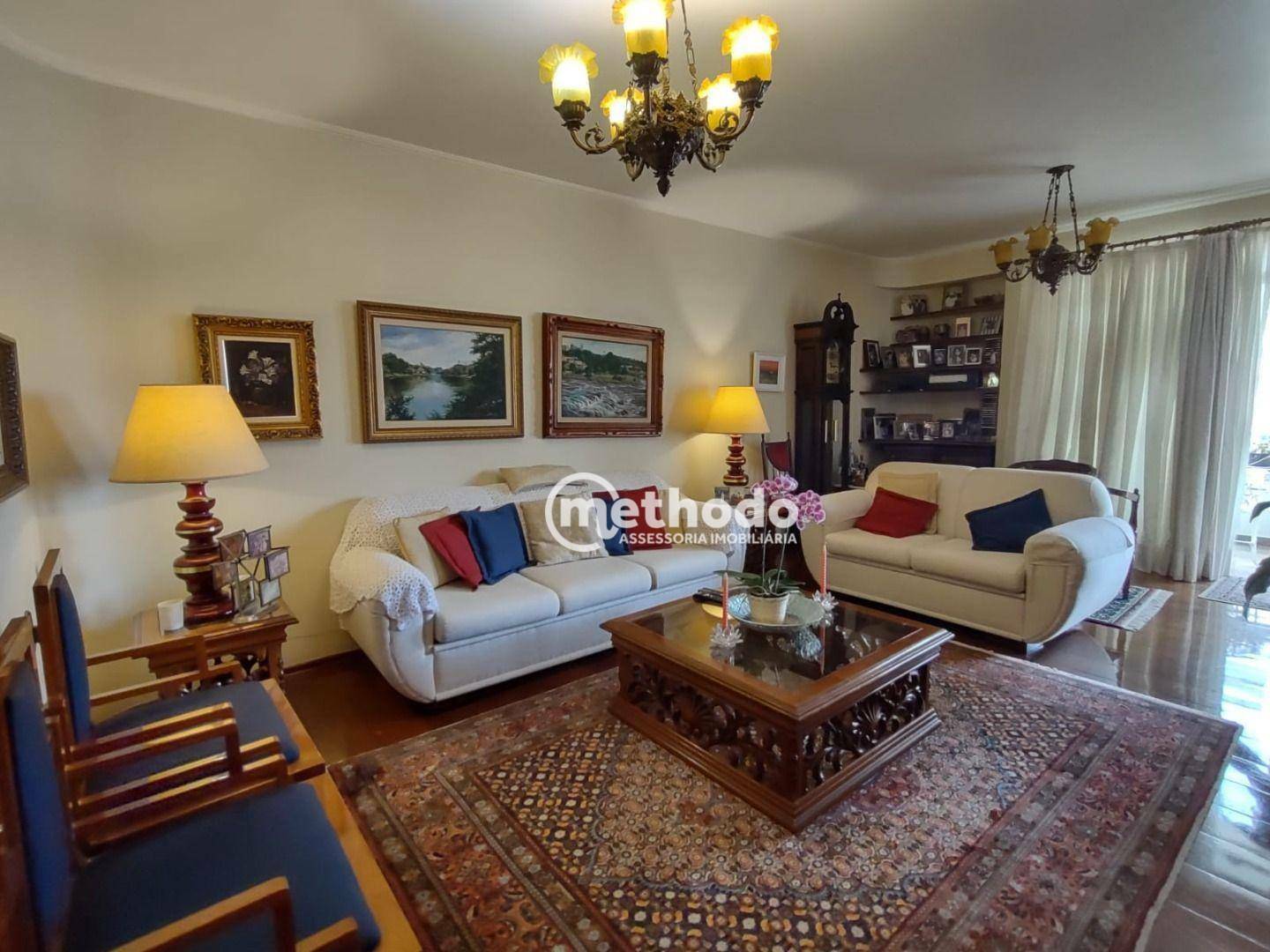 Apartamento à venda com 3 quartos, 212m² - Foto 1