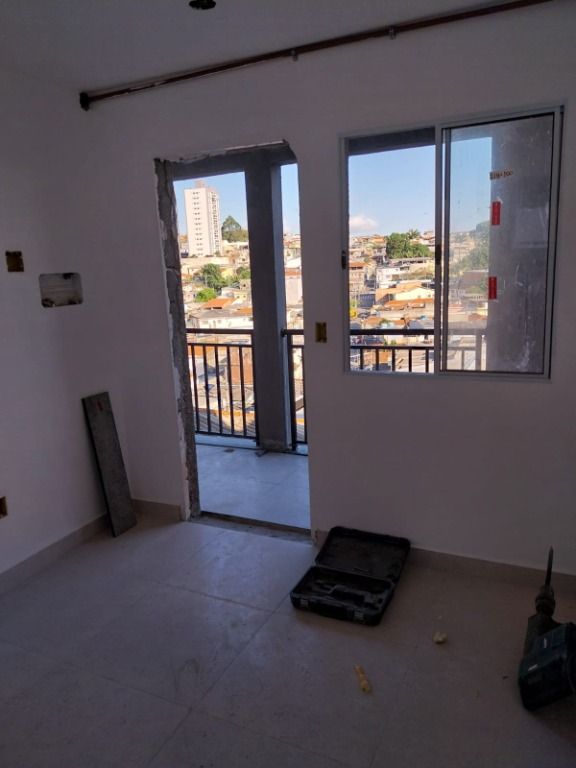 Apartamento à venda com 2 quartos, 38m² - Foto 3