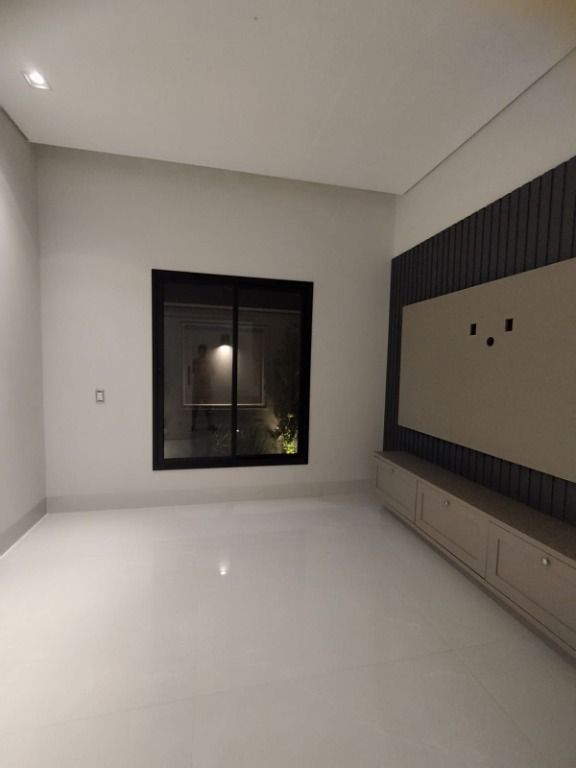 Casa de Condomínio à venda com 3 quartos, 220m² - Foto 7