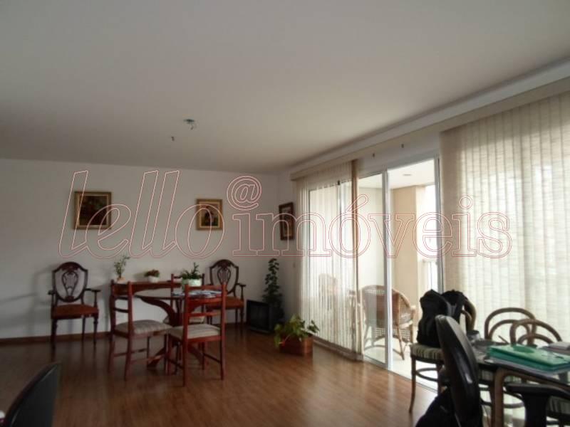 Apartamento à venda com 3 quartos, 184m² - Foto 1