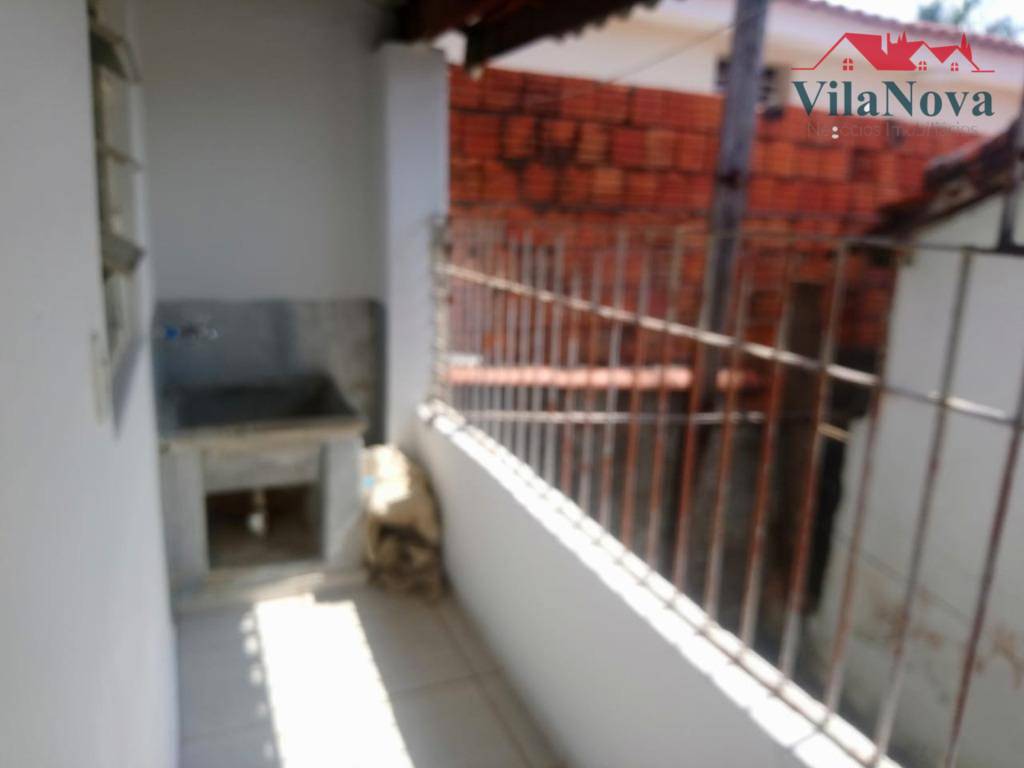 Casa à venda com 2 quartos, 70m² - Foto 13