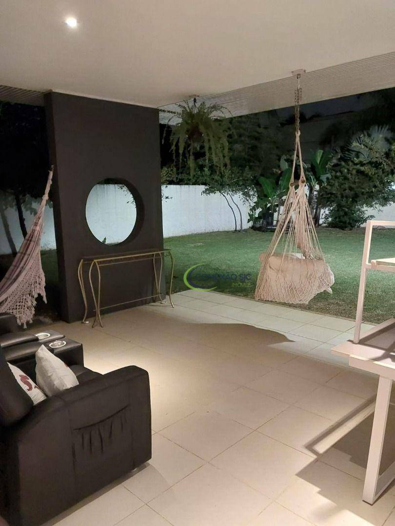 Casa de Condomínio à venda com 4 quartos, 400m² - Foto 10