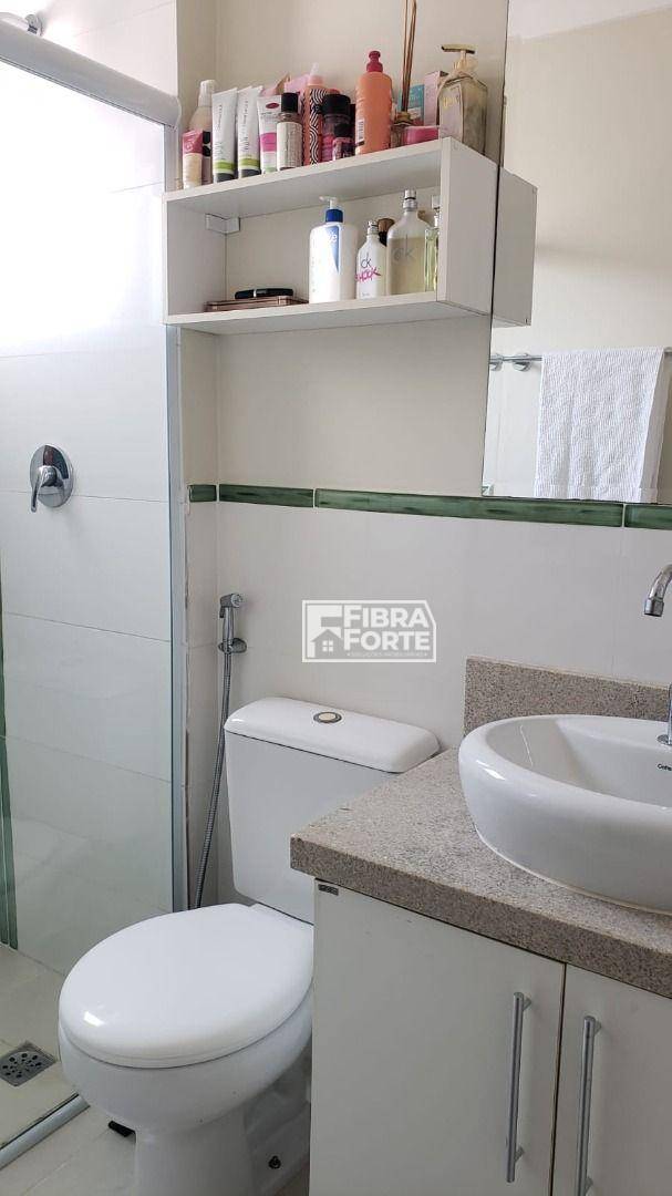 Casa de Condomínio para alugar com 3 quartos, 78m² - Foto 33