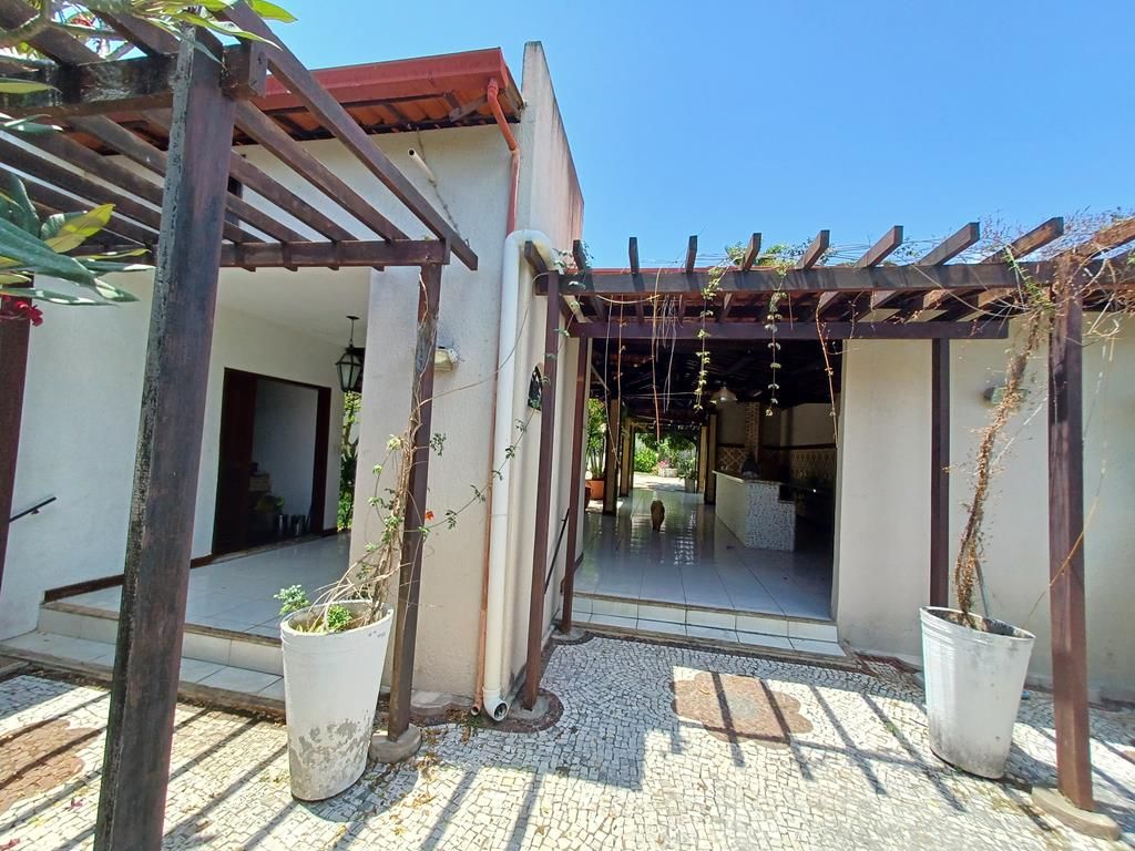 Casa para alugar com 3 quartos, 800m² - Foto 14