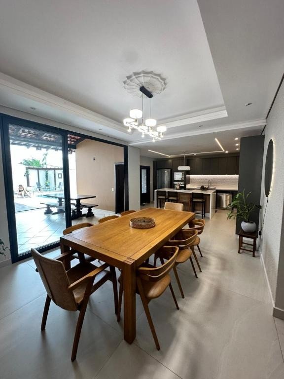 Casa à venda com 3 quartos, 1170m² - Foto 7