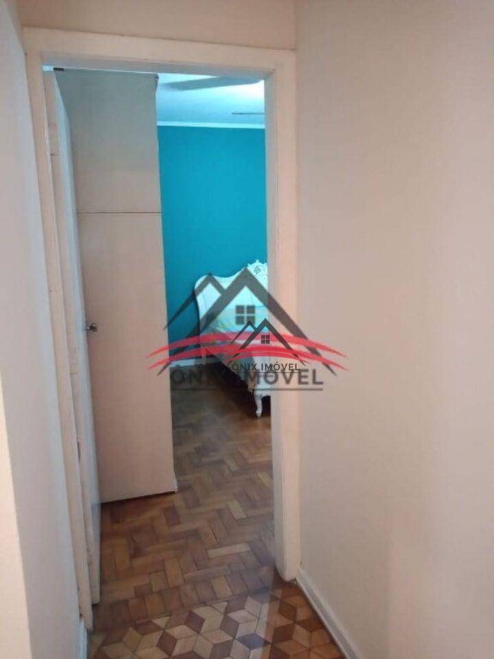 Casa à venda com 4 quartos, 250m² - Foto 28