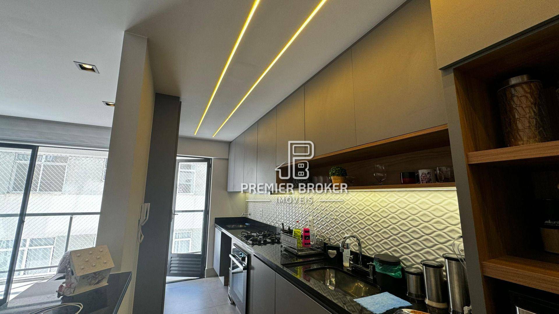 Apartamento à venda com 2 quartos, 67m² - Foto 6