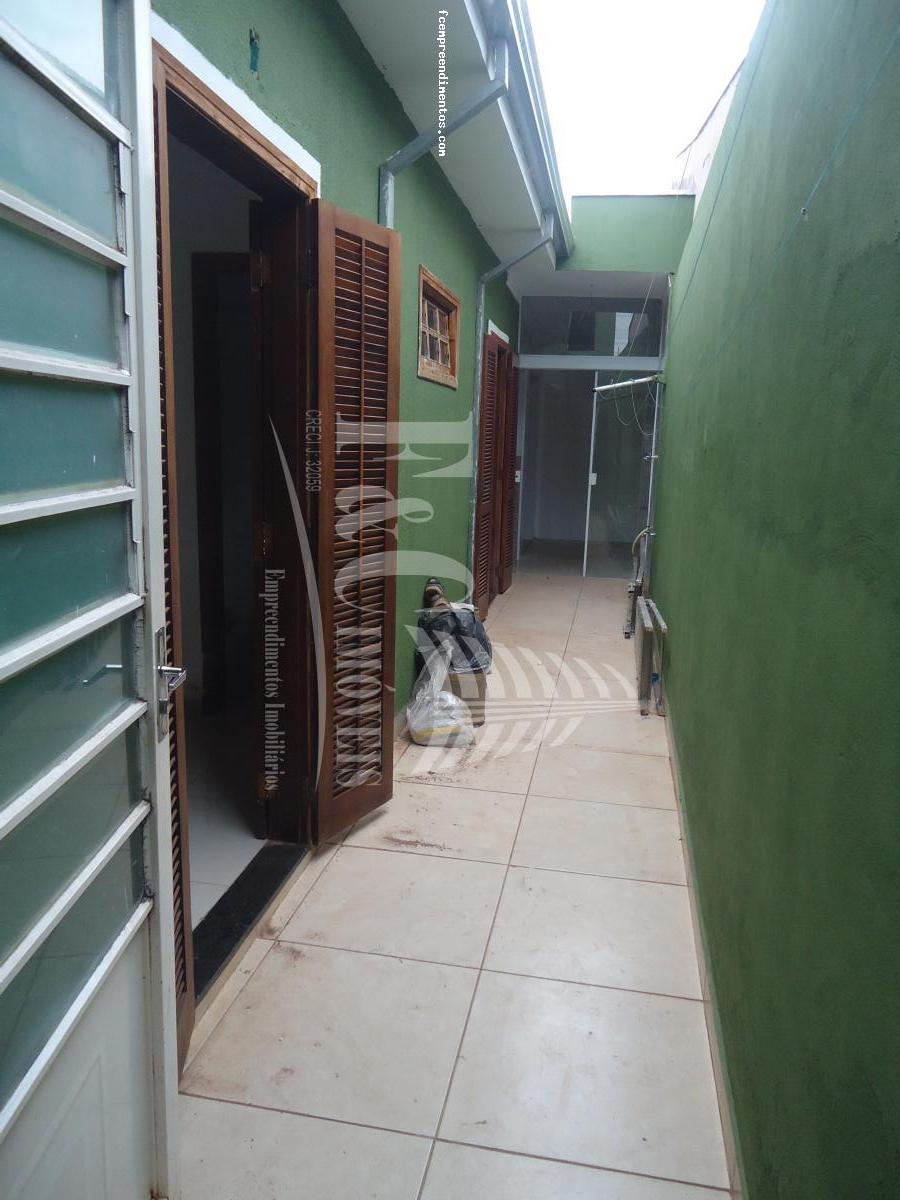 Casa à venda com 2 quartos, 140m² - Foto 22