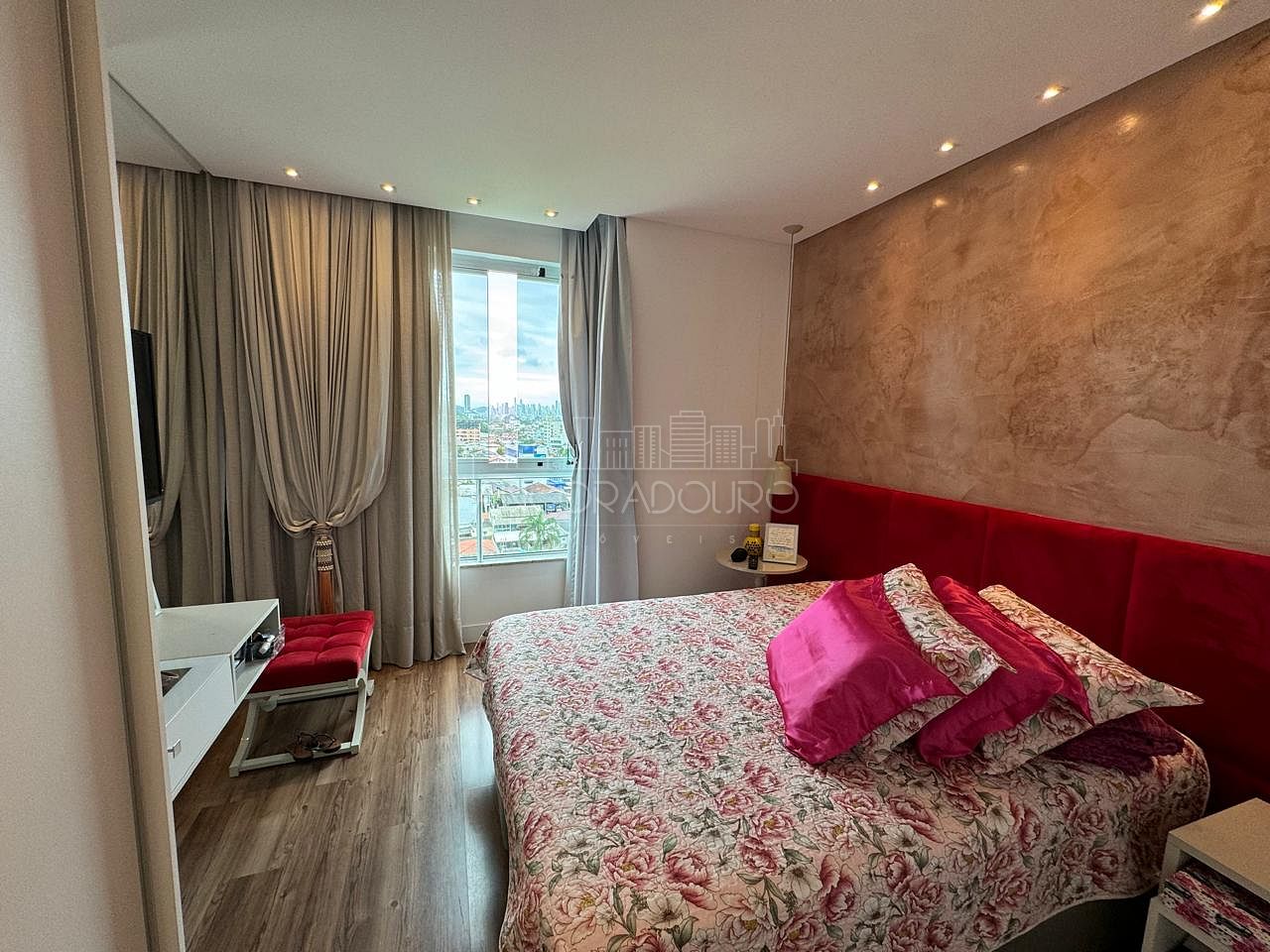 Apartamento à venda com 3 quartos, 99m² - Foto 14