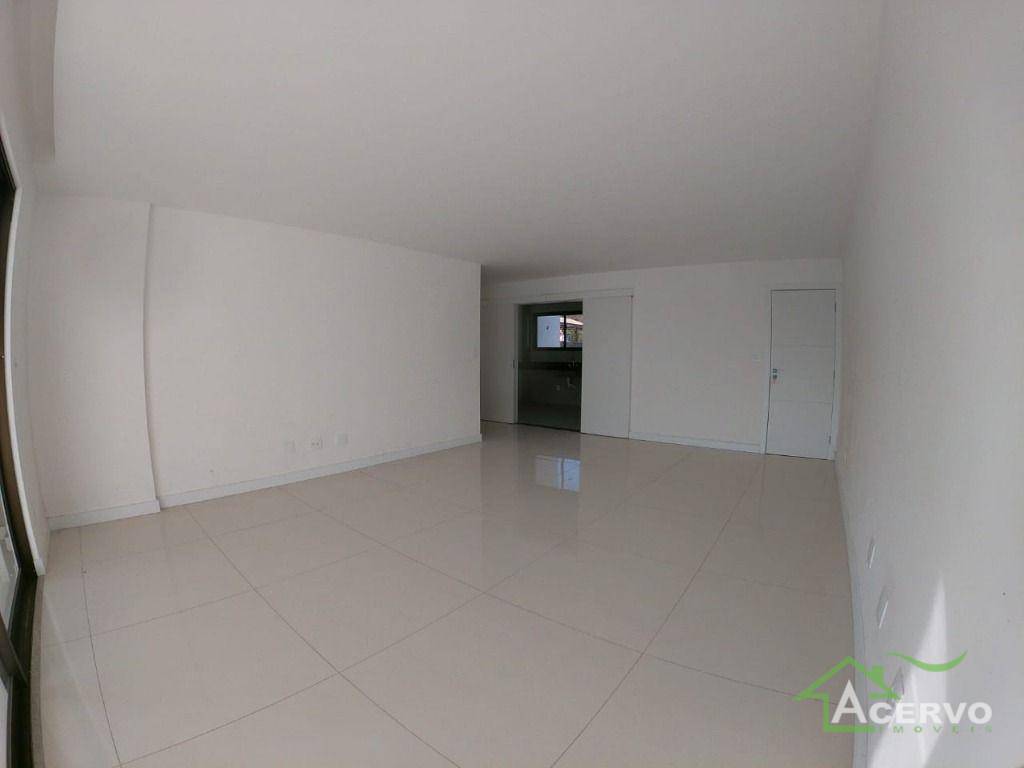 Apartamento à venda com 3 quartos, 160m² - Foto 14