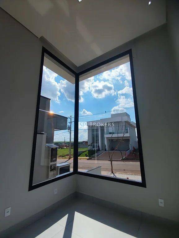 Casa de Condomínio à venda com 4 quartos, 213m² - Foto 10