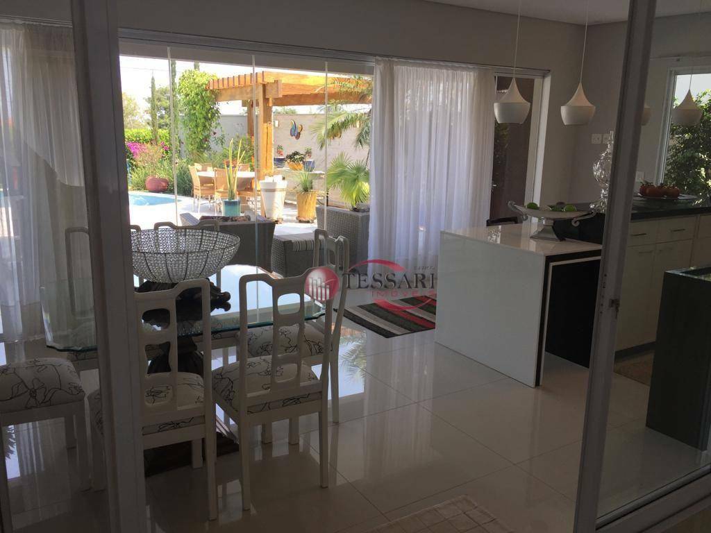 Casa à venda e aluguel com 4 quartos, 418m² - Foto 11