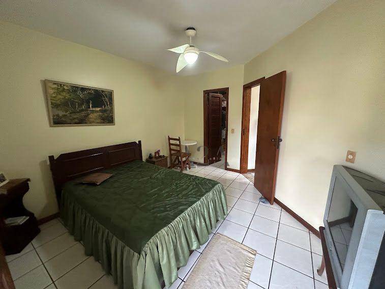 Casa à venda com 4 quartos, 180m² - Foto 20