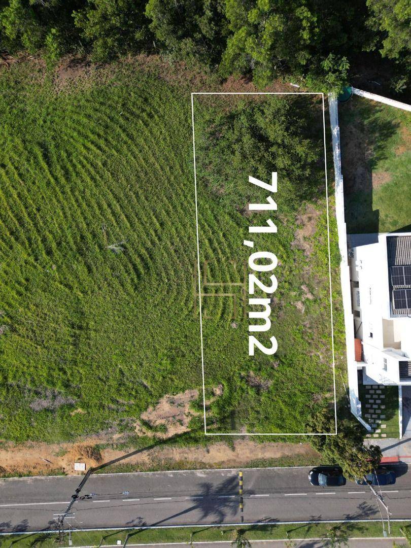 Loteamento e Condomínio, 711 m² - Foto 1