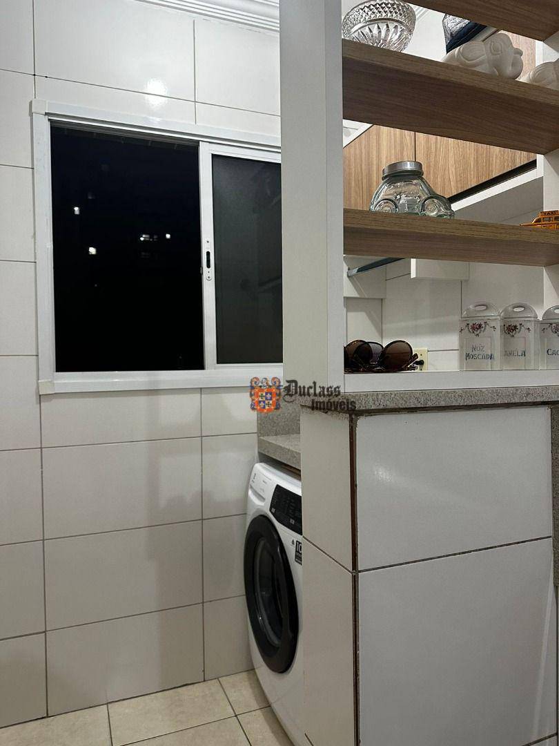 Apartamento à venda com 2 quartos, 76m² - Foto 10