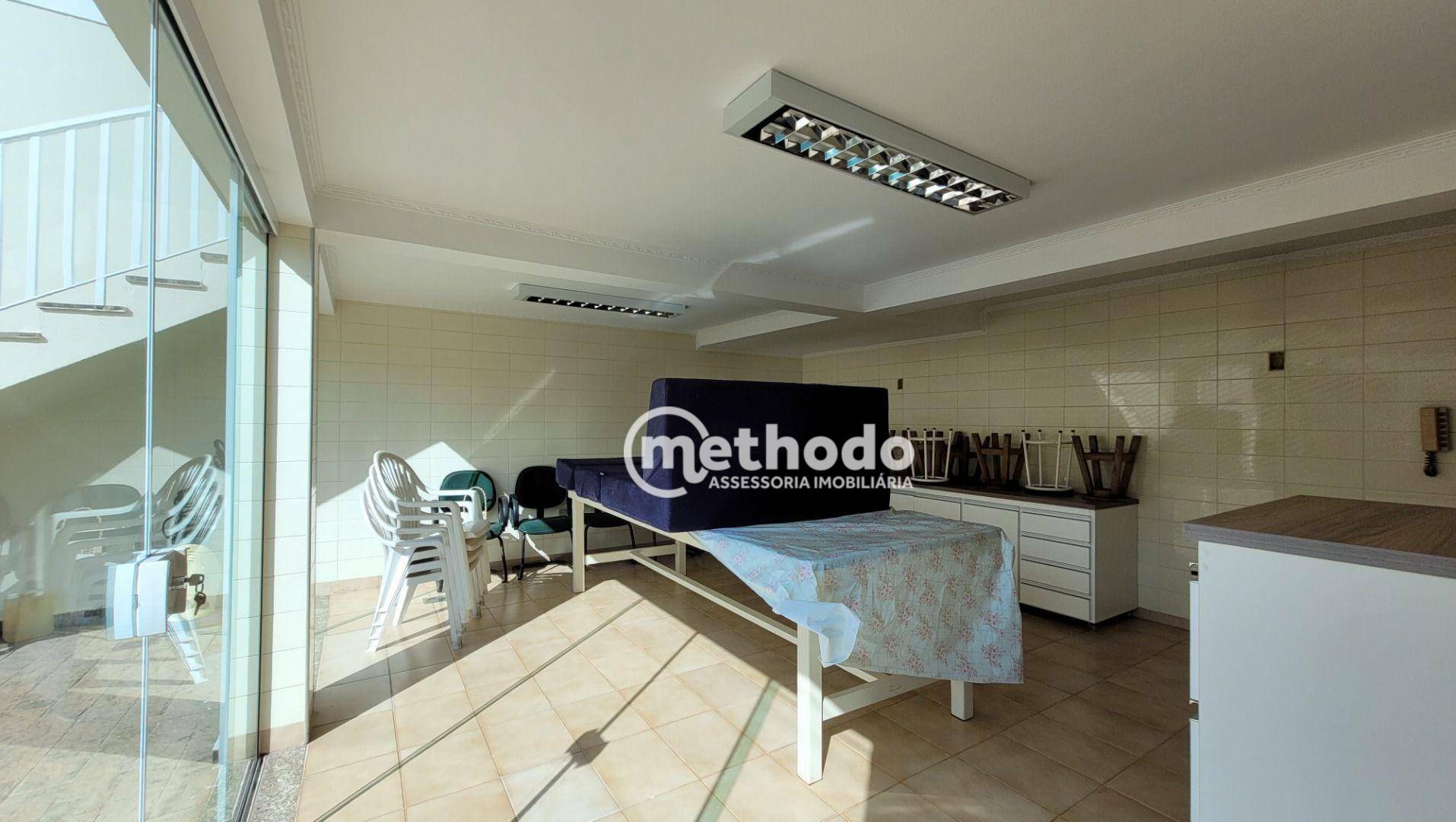 Casa à venda com 4 quartos, 500m² - Foto 17