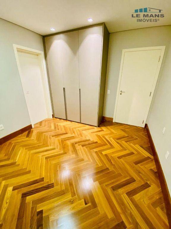 Apartamento para alugar com 4 quartos, 365m² - Foto 19