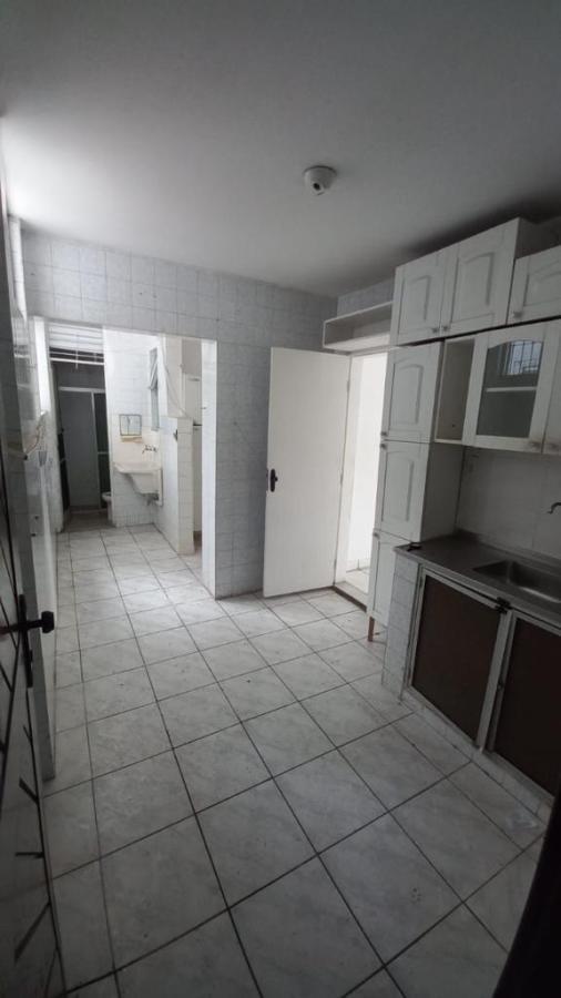 Apartamento à venda com 3 quartos, 90m² - Foto 9