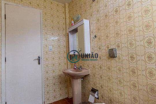 Apartamento à venda com 2 quartos, 80m² - Foto 21