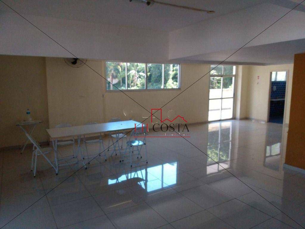 Apartamento à venda com 3 quartos, 110m² - Foto 16