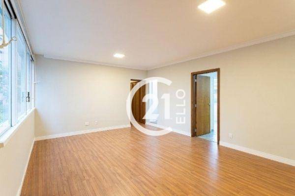 Apartamento à venda com 3 quartos, 134m² - Foto 2