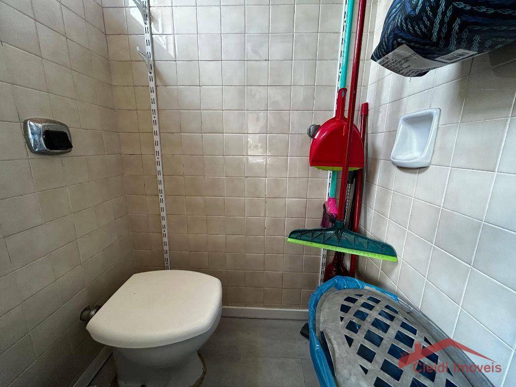 Apartamento para alugar com 3 quartos, 80m² - Foto 6